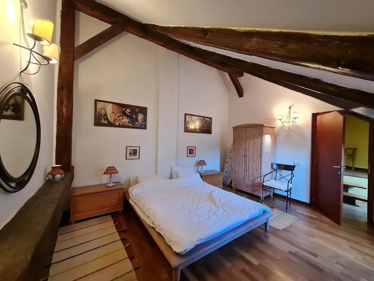 Magic Central Attic Apartment Prague